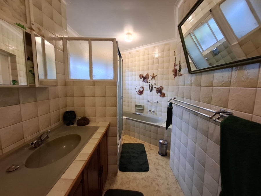 4 Bedroom Property for Sale in Protea Park North West